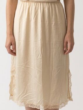 Vintage Lace Slip Skirt – Size‎ Small | Light Yellow | Soft Girl | Cottagecore